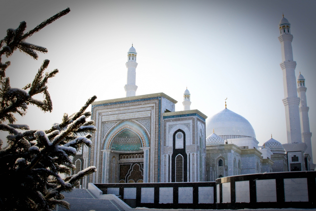 Қырықтан асқан жалаңаш әйелдердің суреттері Жапондық жалаңаш модельдер