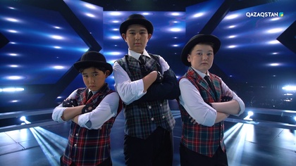 Әлихан Нұрлыбек, Ердос Әбіләшім, Нұржігіт Білісбек – «Сен сұлу» V/S «Ұнайды маған» І Жекпе-жек