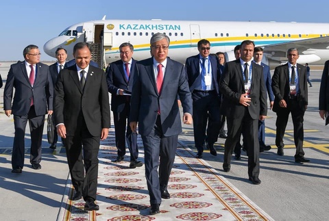 Мемлекет басшысы Ашхабадқа барды