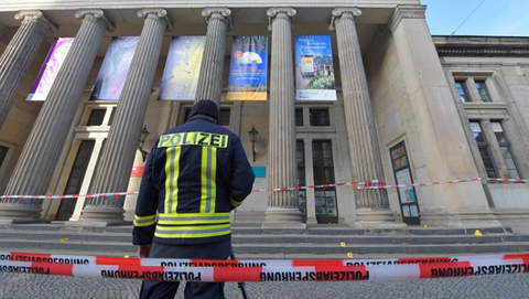 Дрездендегі музейден млрд еуро тұратын гауһар әшекей ұрланды