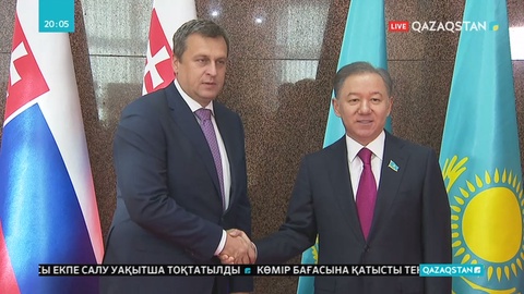 Мәжіліс төрағасы Нұрлан Нығматулин Словакия Ұлттық Кеңесінің спикері А.Данкомен  кездесті