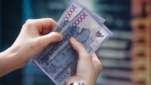 Онлайн рәсімдеу: Жұмыссыз қалғандар жәрдемақы алу үшін не істеу керек?