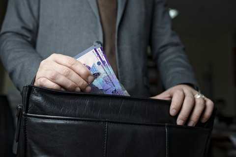 Тоғыз айда жемқорлар мемлекетке 20,8 млрд теңге залал тигізген