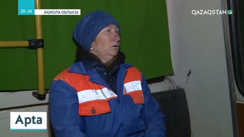 48 жастағы Татьяна Мускинова 14 жылдан бері астананың көшелерін қардан тазалайды