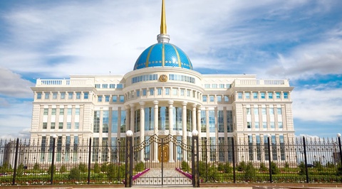 Президент Бейсен Құранбектің жақындарына көңіл айтты