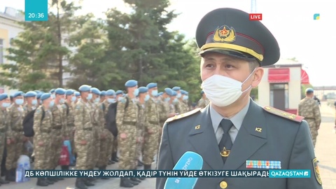 Елордада әскери борышын өтеген 100 сарбаз үйлеріне қайтты
