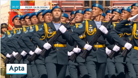 Президент Мәскеуде өткен әскери парадқа қатысты