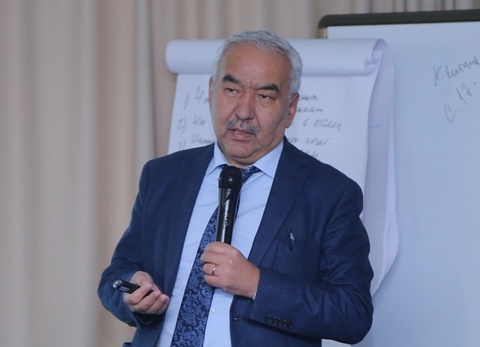Атақты дәрігер Ерік Байжүнісов үйқамаққа алынды
