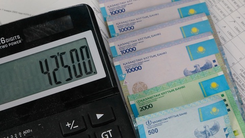 Қазақстанда төмен жалақы алатындардың жағдайы нашарлаған - депутат
