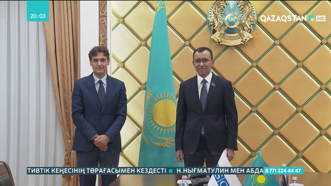 Сенат Төрағасы Маттео Мекаччимен кездесті