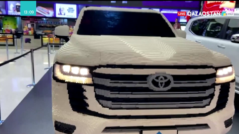 Дубайда легодан Land Cruiser құрастырылды