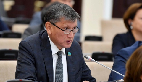 Балалар кардиохирургтерінің жалақысын көтеру қажет - депутат