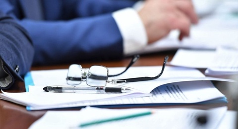 Сенат жерді шетелдіктерге сатуға тыйым салатын заң жобасын Мәжіліске қайтарды