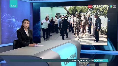 Қорғаныс министрі мен Бердібек Сапарбаев жарылыс салдарынан қаза тапқандардың отбасыларына барды