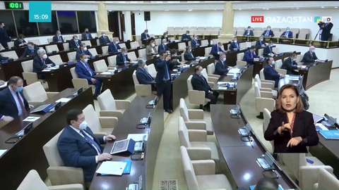 «Қазақстан халқына»: Бүгін Сенат және Мәжіліс депутаттары бір күндік жалақысын аударды