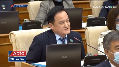 Қазір содыр жейтін соққыны момын да жеп жатыр – Қазыбек Иса