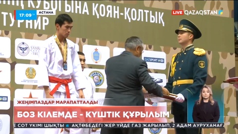 Қоян-қолтық ұрыстан республикалық турнирдің жеңімпаздары марапатталды