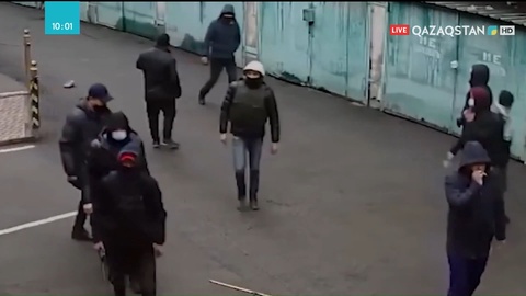 Алматыда қару-жарақ дүкенін тонаған күдікті ұсталды