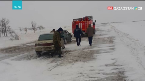 Батыс Қазақстанда 12 адам қар құрсауынан құтқарылды