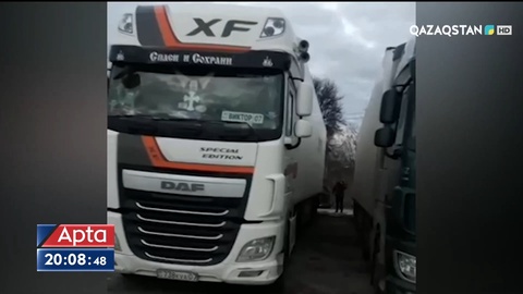 Украина аумағында қазақстандық 1457 жүк вагоны тұр