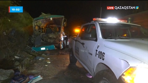 Мексиканың Халиско штатында автобус апатқа ұшырап, 14 адам қаза тапты