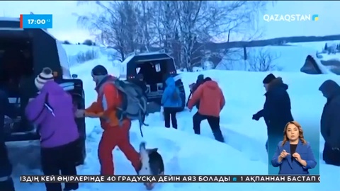 ШҚО-да қар құрсауында қалған 11 адам құтқарылды