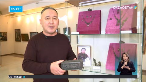 Қостанайда зергер Леонид Игошиннің көрмесі өтіп жатыр