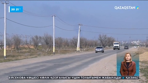 Таразда тұрғындар автожолды асарлатып жөндеді
