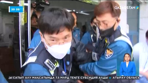 Оңтүстік Кореяда ұшақтың есігін ашқан жолаушы тұтқындалды