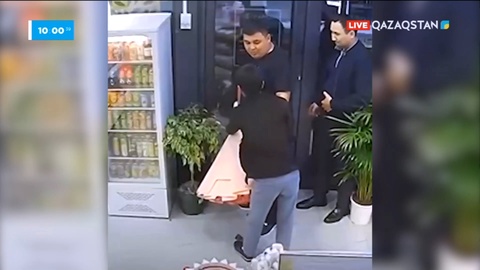 Шымкенттегі гүл дүкенінде болған оқиға: Шенеунік қатаң сөгіс алды