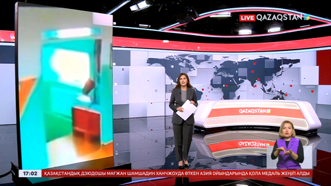 Астанада 2-сынып оқушысы мектеп баспалдағынан құлап, ауруханаға түсті