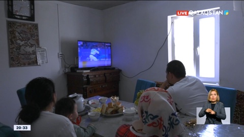 Азиада: Дзюдошы Абылайханның жеңісін ата-анасы Ұлттық арнадан тамашалады