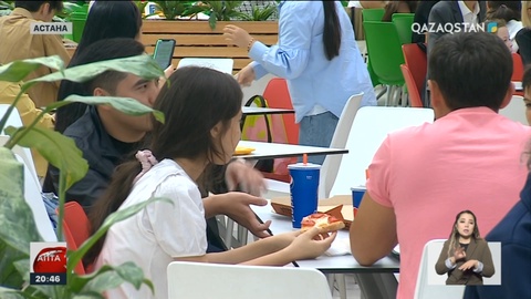 Фастфуд пен стритфуд ыстық тамақтың орнын баса ала ма?