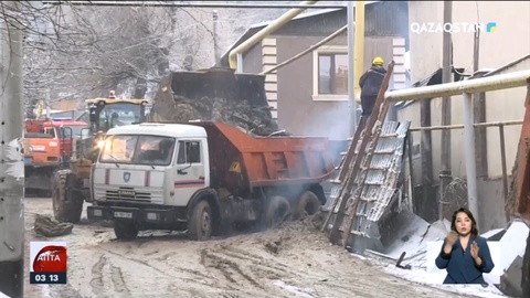 Алматыдағы «Тау самалы» ықшам ауданында тау көшкіні болып, лай батпақ бір үйді түгел шайып кетті