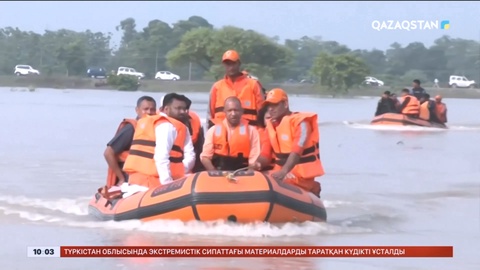 Үндістанда 130 ауылды су басты