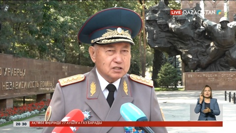 Генерал-полковник Сәт Тоқпақбаев 85 жасқа толды