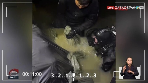 СҚО-дағы Тепличное ауылында төтенше жағдай қызметкерлері 4 күннен бері тасқын сумен күресіп жатыр