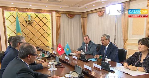 Қасым-Жомарт Тоқаев Қазақстан-Швейцария достық тобының тең төрағасы Филиппо Ломбардимен жүздесті