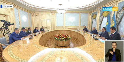 Нұрсұлтан Назарбаев Еуразиялық үкіметаралық Кеңес мүшелерімен кездесті