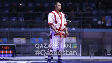 «Әлем Барысы». Түйе балуандар арасындағы Әлем чемпионатынан фоторепортаж