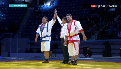 Айбек Нұғымаров өзбекстандық Мухсин Хисомиддиновті жамбас ұпайымен ұтты