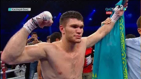 Әли Ахмедов америкалық қарсыласын нокаутпен жеңді (ВИДЕО)