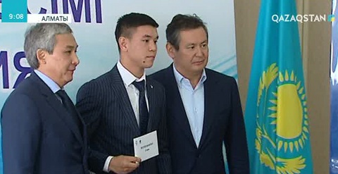 Допинг дауын қайта қараған ХОК Нұрбақыт Теңізбаевқа күміс медаль тақты