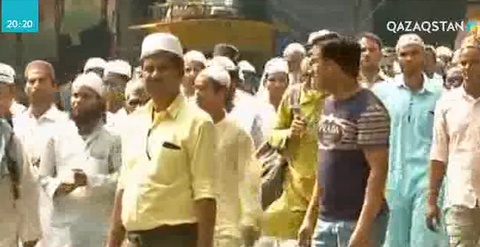 Үндістанда шерушілер рохинджаларға пана беруді талап етті