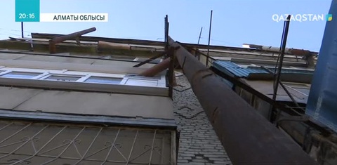 Алматы облысында көпқабатты тұрғын үйлерде халық пеш жағып отыр