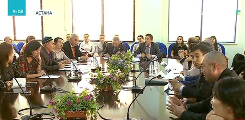 Еуразия Ұлттық университетінде «Тоқсандағы тарландар» атты ғылыми семинар өтті