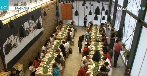 Рио-де-Жанейро қаласында кедейлерге арналған мейрамхана бар