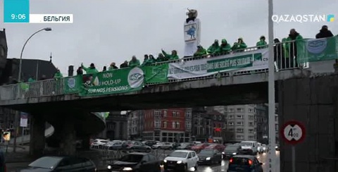 Бельгияның Льеж қаласында кәсіподақ ұйымдары жаппай ереуіл ұйымдастырды