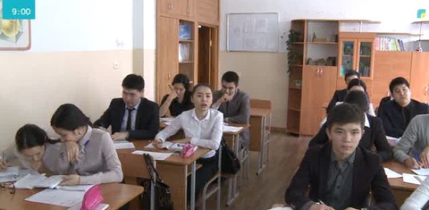 Екібастұз қаласында оқушыдан алтын алған алаяқ мұғалім жұмыстан босатылды