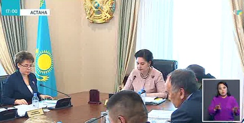 Елімізде балалар үйінің азайып келе жатқаны жүйелі жұмыстың жемісі - Гүлшара Әбдіқалықова